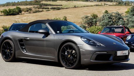Porsche Boxster 718 2.0L Turbo 300ch / PDK / CHRONO / PS 2017 d'occasion a Boulieu-l�s-Annonay (07)