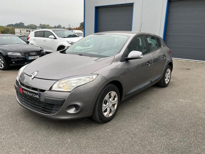 Renault Megane 3 1.5 dCi 85 III 5 PORTES COURROIE OK RE GRIS FONCE de 2009