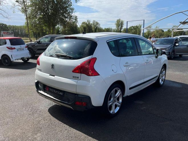 Peugeot 3008 2.0 HDi 16V 150 F�line bv6 cuir toit pan BLANC de 2010