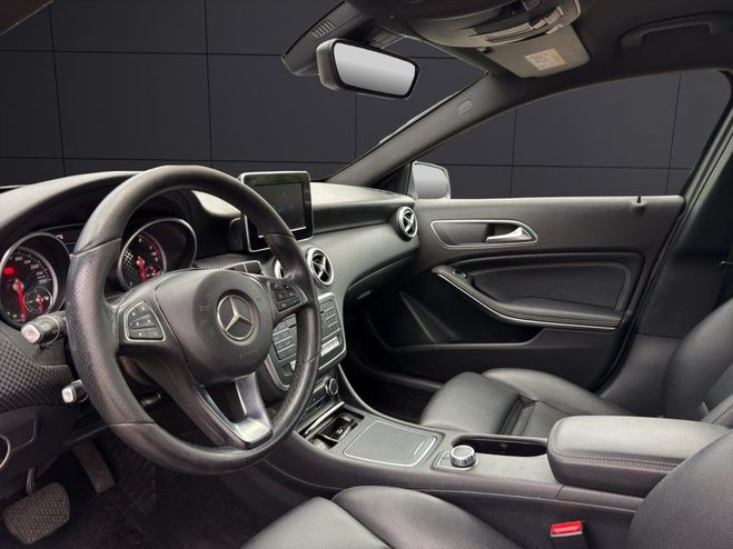 Mercedes Classe A 200 SENSATION 7G-DCT Anthracite de 2017