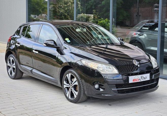 Renault Megane III 1.9 DCI 130CH FAP BOSE ECO� Noir de 2011