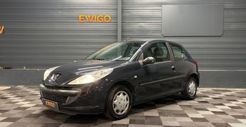  Voir d&eacute;tails -Peugeot 206+ plus 1.4 75 active kit distribution neuf &agrave; Mont�limar (26)