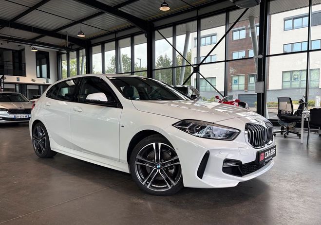 BMW Serie 1 118i Pack M Sport 136ch Carplay Cam�ra L Blanc de 2024