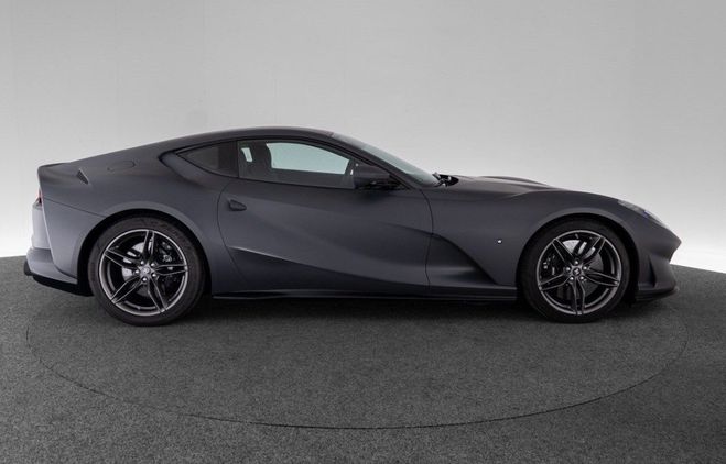 Ferrari 812 Superfast Gris silverstone opaco carbone  de 2021