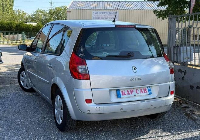 Renault Scenic II 1.5 dCi 105ch Dynamique eco� Gris de 2008