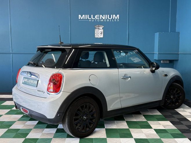 Mini Cooper D 116CH CHILI Gris C de 2015