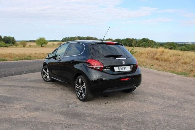 Peugeot 208 II GT-LINE 1L6 HDI 100 CV GPS 3D CLIM US Noir de 2016
