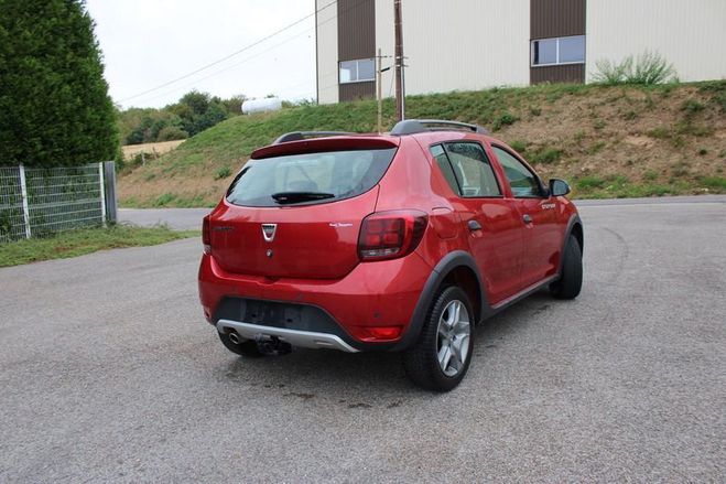 Dacia Sandero III STEPWAY 90 BOITE AUTO CAM�RA GPS CLI Rouge de 2017