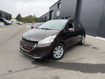  Voir d&eacute;tails -Peugeot 208 1.0 VTi Business 5p &agrave; Caudan (56)