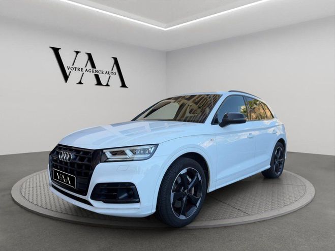 Audi Q5 Quattro 2.0 50 TFSI e - 299 - BV S-troni BLANC de 2020