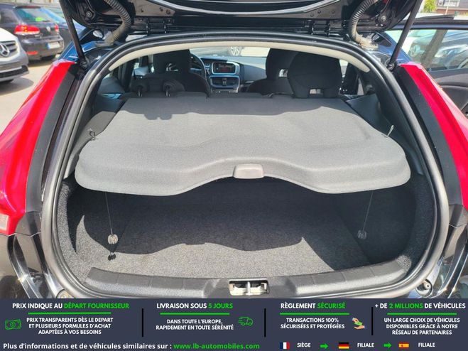 Volvo V40 D2 120 BVA Noir M�tallique de 2015
