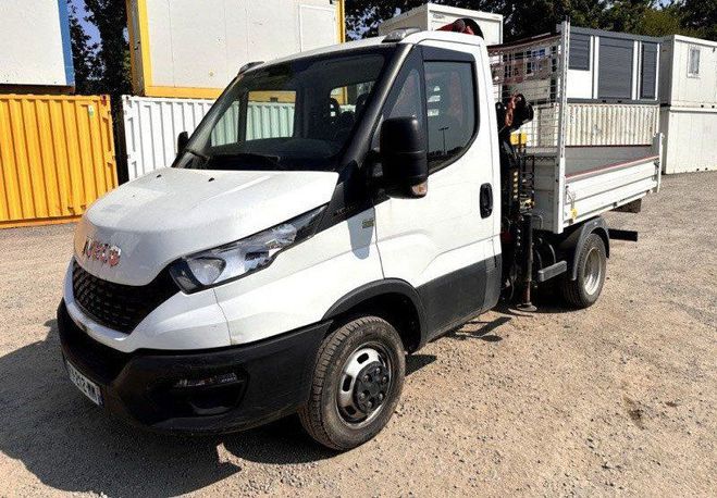 Iveco Daily 35c16 benne coffre grue palfinger 47500h  de 2021