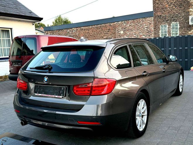BMW Serie 3 318 d Touring Gris M�tallis� de 