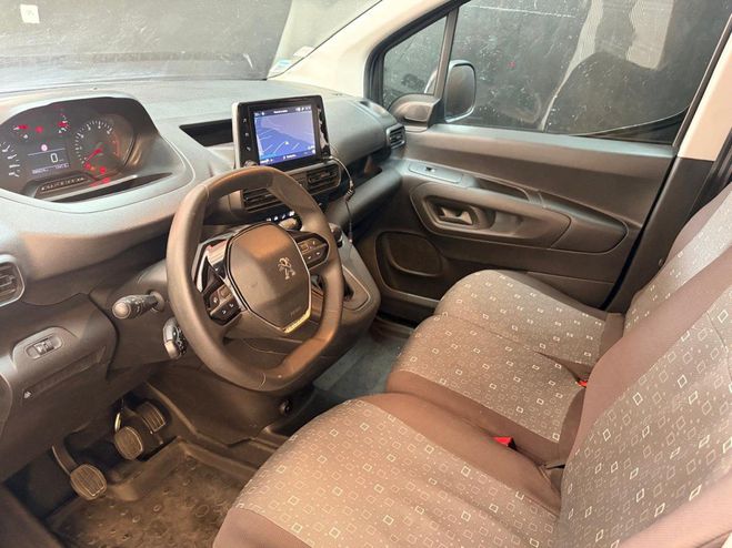 Peugeot Partner FOURGON STANDARD 650 KG BLUEHDI 130 SS B Gris de 2022