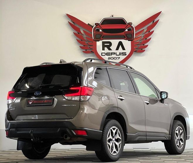 Subaru Forester 2.0ie e-Boxer 1ER MAIN Brun M�tallis� de 2020