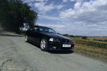  Voir d&eacute;tails -BMW M3 M3 E36 3.2 Coup� ? 1996 Bo�te m�canique  &agrave; Toulouse (31)