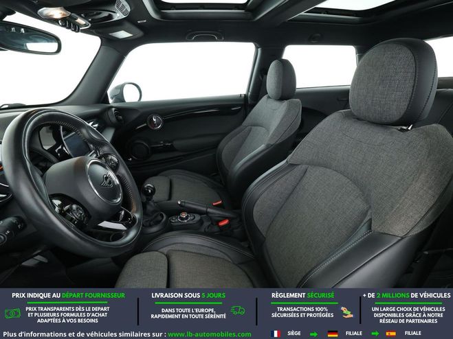 Mini Mini 136 CH BVM Bleu M�tallique de 2019