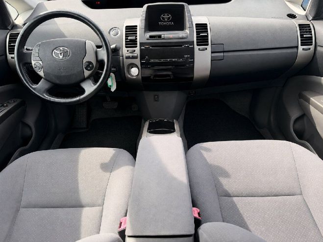 Toyota Prius 110h Lin�a Sol MC Vert Clair de 2009
