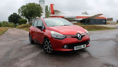 Renault Clio 1L5 DCI ZEN COLORE GPS 3D CLIM AUDIO MP3 2013 d'occasion a Xertigny (88)