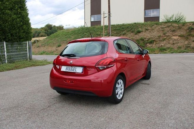 Peugeot 208 II 1.2L ESSENCE LIKE 70 CV CLIM AUDIO MP Rouge de 2017
