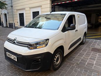  Voir d&eacute;tails -Citroen Berlingo VAN XL 950 BLUEHDI 100 S&S BVM5 LONG DRI &agrave; Chaville (92)