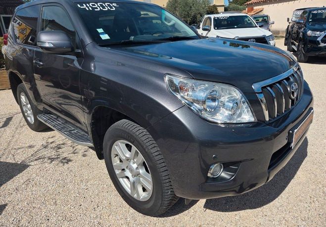 Toyota Land Cruiser l�gende 3.0l Bvm6 5places Autre de 2010