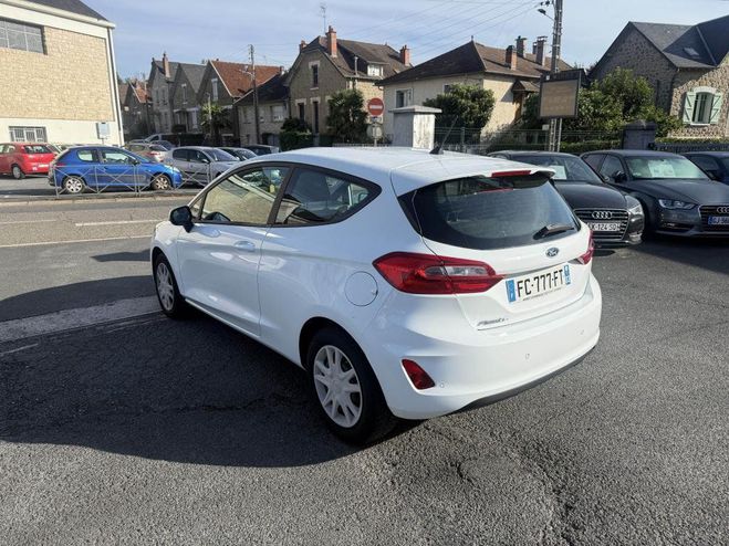 Ford Fiesta 1.5 TDCi - 85 S&S Trend gps   clim   rad BLANC de 2018