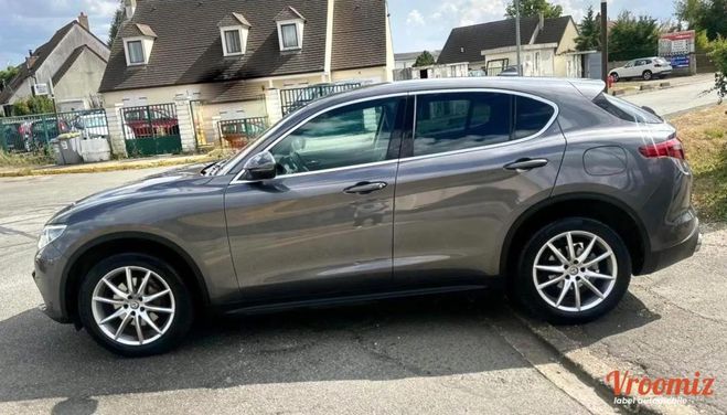 Alfa romeo Stelvio 2.2 210 CV Q4 AT8 SUPER Gris de 2017