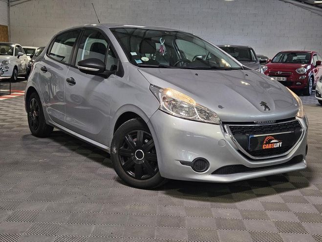 Peugeot 208 1.4 HDI - 68CV ACCESS CLIMATISATION GARA Gris Clair M�tallis� de 2014