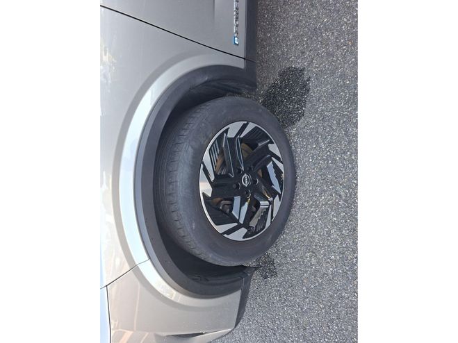 Nissan Qashqai 1.5 e-Power - 190 - BVA  III Business Ed GRIS CLAIR de 2025