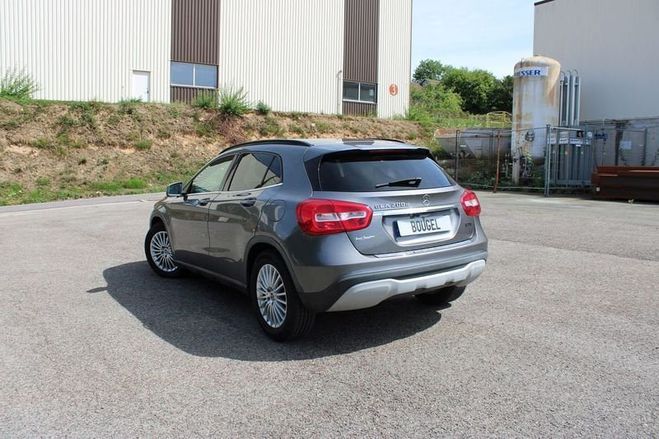Mercedes Classe GLA 200 CDI BUSINESS 136 CV GPS 3D CAM�RA US Gris de 2017