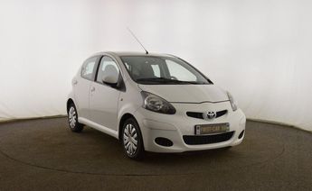 voir détails -Toyota Aygo 1.0 VVT-I 68CH CONFORT 5P à Vendeville (59) Voir détails -Toyota Aygo 1.0 VVT-I 68CH CONFORT 5P à Vendeville (59)