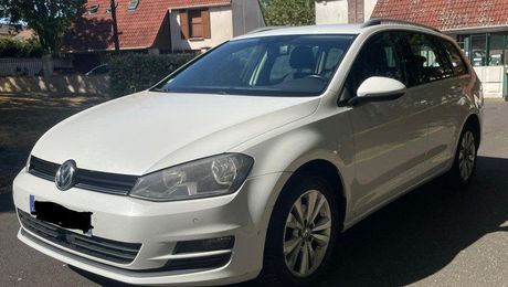 Volkswagen Golf VII SW 1.6 TDI 105CH BLUEMOTION TECHNOLO 2014 d'occasion a Noisy-le-Sec (93)