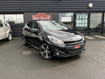  Voir d&eacute;tails -Peugeot 208 1.2i Pure Tech 12V S&S - 110 - GT Line P &agrave; Avoine (37)