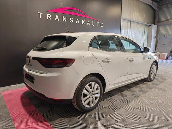 Renault Megane iv berline blue dci 115 business carplay Blanc de 2020