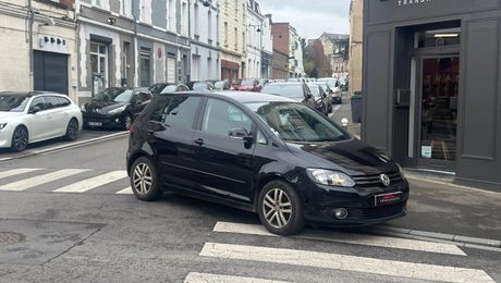 Volkswagen Golf Plus 1.6 TDI 105 FAP Confortline ORDINATEUR D 2011 d'occasion a Cambrai (59)