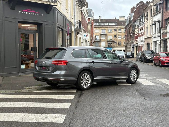 Volkswagen Passat sw 1.6 tdi 120 dsg7 finition carat carpl Gris de 2017