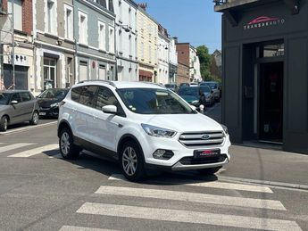 Voir d&eacute;tails -Ford Kuga 1.5 TDCi 120 S 4x2 BVM6 Trend Business R &agrave; Cambrai (59)