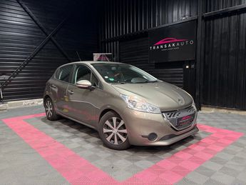  Voir d&eacute;tails -Peugeot 208 affaire 1.4 e-hdi 68 fap bmp5 blue lion  &agrave; Douai (59)