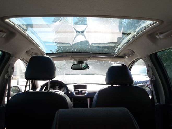 Peugeot 207 1.6 HDI92 FAP OUTDOOR BLEU de 2010