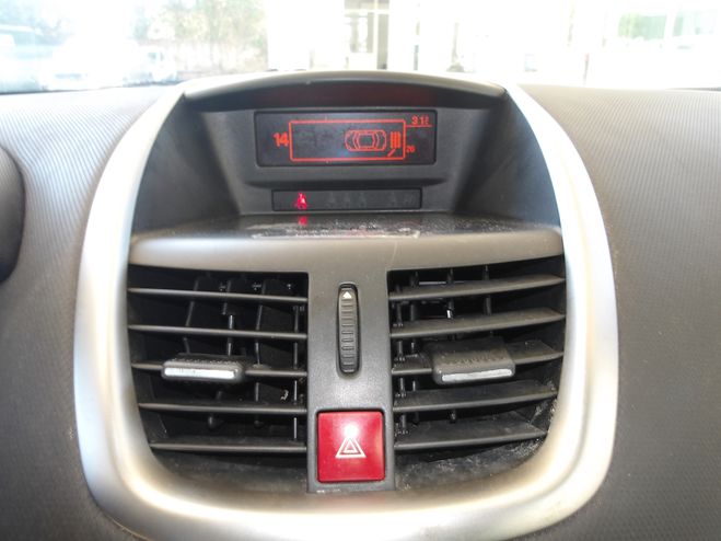 Peugeot 207 1.6 HDI92 FAP OUTDOOR BLEU de 2010