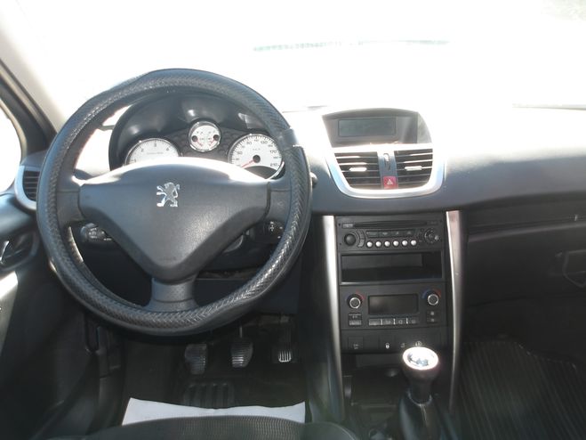 Peugeot 207 1.6 HDI92 FAP OUTDOOR BLEU de 2010