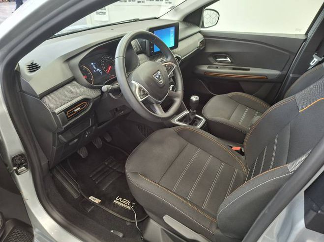 Dacia Sandero TCe 90 Stepway Expression gris de 2022