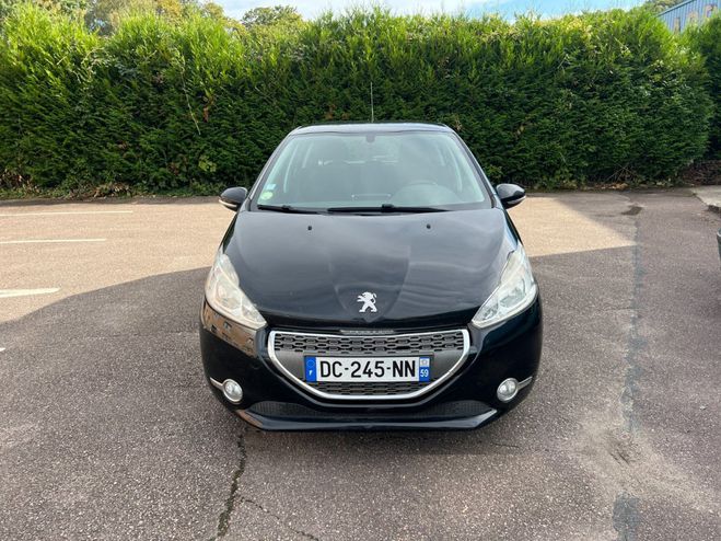 Peugeot 208 1.4 HDi 68ch BVM5 Active Noir de 2014