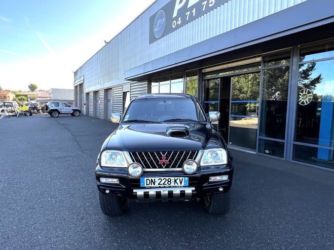 Mitsubishi L 200 Double cabine 2.5 L TD 133 CV Liberty Mo Noir de 2003