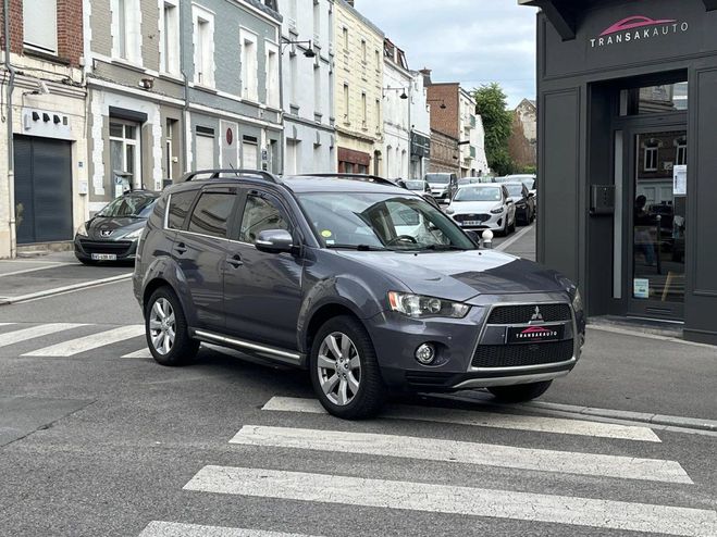 Mitsubishi Outlander Invite 4WD INTENSE Gris de 2013