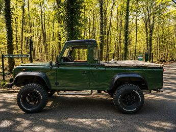  Voir d&eacute;tails -Land rover Defender British Racing Green &agrave; Clermont-Ferrand (63)
