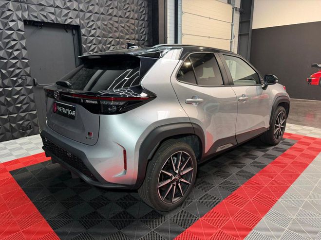 Toyota Yaris Cross HYBRID 130 CH GR SPORT BVA CVT - SIEGES  GRIS FONCE de 2025