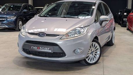 Ford Fiesta 1.2i Titanium d'occasion a Cuesmes (70)