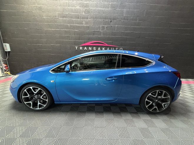 Opel Astra gtc opc 2.0 turbo 280cv entretien comple Bleu de 2014
